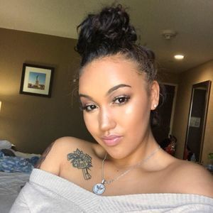 Meet your Posher, Nenaa